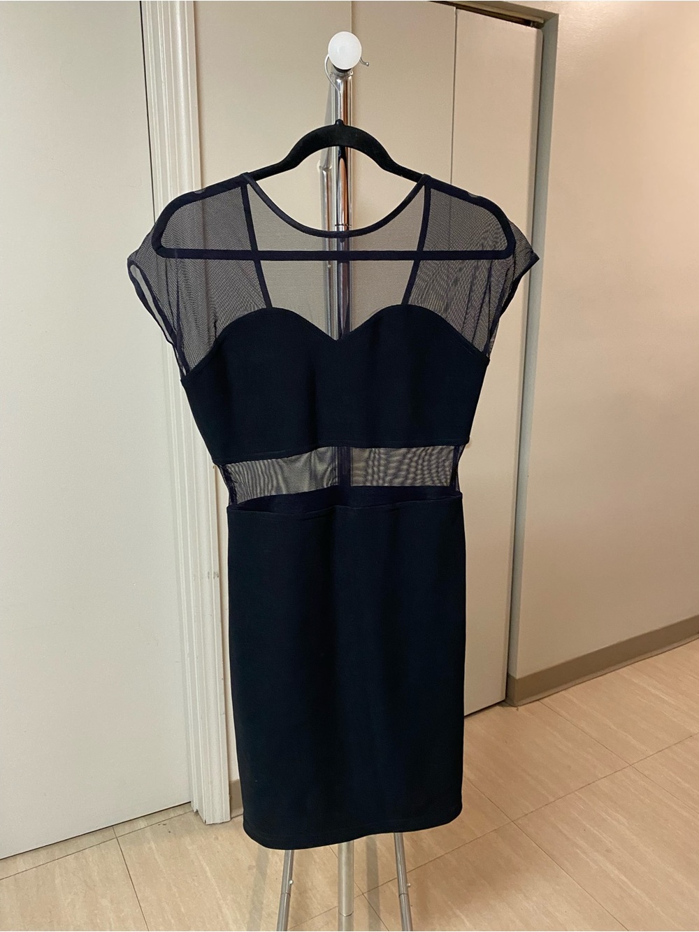 Moda Black Mesh-Panel Sweetheart Sheath Dress